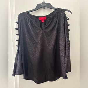 Jennifer Lopez Black Long Bell Sleeve Top Blouse. Size Medium